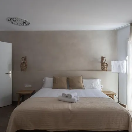 Es Niu De Hotel