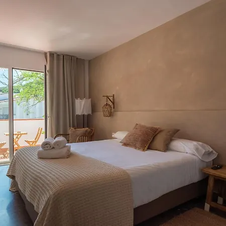 Es Niu De Hotel