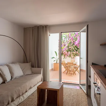 Es Niu De Hotel