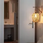 Es Niu De Otel