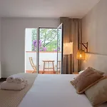 Es Niu De Tamariu